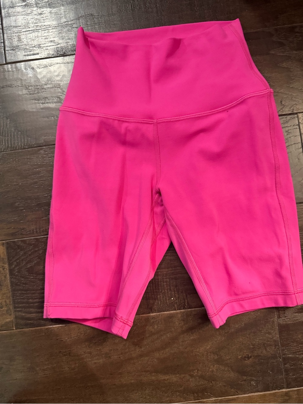 LULULEMON BIKER SHORTS